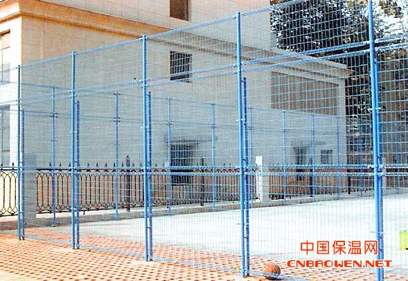 运动场围网，运动场围栏护栏网，苗床网，体育场围网,勾花网