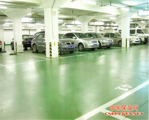 南京聚氨酯地坪。聚氨酯地面