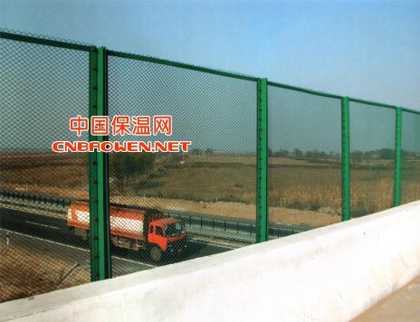 安平县跃源丝网制品厂长期供应高速、铁路护栏网