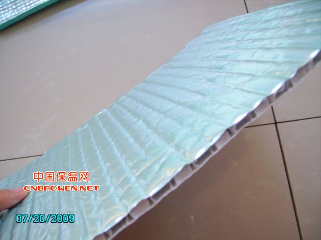 气泡隔热保温材料