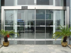 东城区安装玻璃门换地弹簧北京王府井