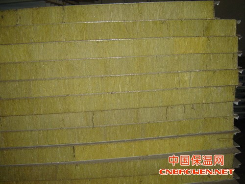 上海岩棉夹芯板生产 岩棉夹芯板用途 岩棉夹芯板价格