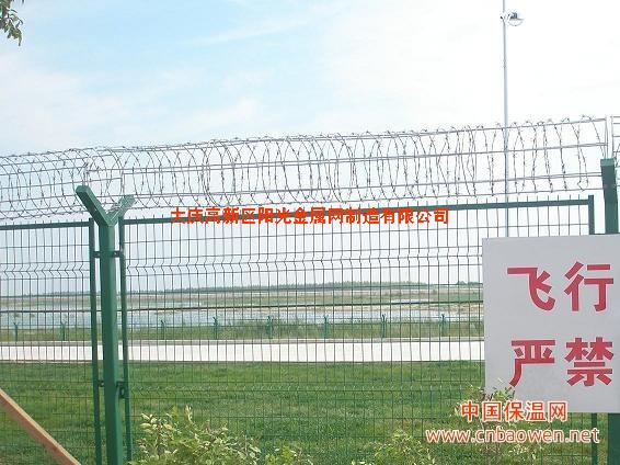 长期供应机场护栏