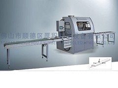    佛山市厚积数控设备有限公司成立于2004年，是专业自动化喷涂（涂装）系列设备研发、生产、营销、安装、调试、培训、服务（解决方案、技术支持、销后服务）为一体的大型知名高新科技企业。
   本公司研制的“风行”品牌自动化喷涂系列设备国内首创、自主品牌、专利产品、不需喷漆技工、性价比高；大大缩短了生产工期、减少了油漆成本及人工成本；最重要的是能大幅提高产品质量并全部喷涂生产的稳定性，从而能够彻底解决企业现有传统的人工喷涂效率低、品质不稳定、油漆浪费大、忙时生产力不足、闲时油漆工过剩、生产成本高、难管理、难招工等状况。
   设备适应于实木门、防火门、复合门、钢木门、木塑门、仿铜门、门套板、踢脚线、防腐木、木屋；
   硅钙板（氟碳漆）、装饰板（闪光漆 /真石漆）、外墙保温板、铝塑板、防火板、铝塑板、玻璃、大理石板；
    浴室柜、橱柜、展示柜、办公家具、板式套房系列家具、板式客厅系列家具、礼品盒等产品。
    本设备自进入市场以来，已远销到以色列、俄罗斯、哈萨克斯坦、伊朗、马来西亚等十几个国家和地区并得到了广大用户的信赖与支持！
    欢迎国内外客户来函、来电咨询、索取资料；来人参观、考察、指导、洽谈业务·····！！！！！
