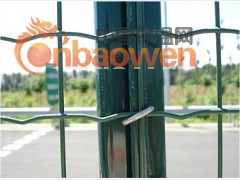 护栏网 小区护栏网 铁路护栏网 框架护栏网 围栏网图3