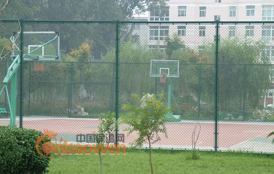 操场护栏网
