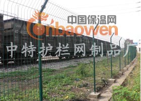 供应铁路护栏网批发，河北铁路护栏网厂家，安平铁路防护网报价