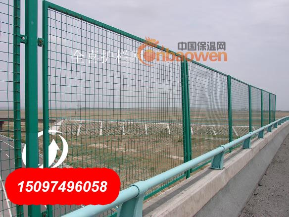 山西双边丝围栏网1.8*3米70元一套护栏网低价销售护栏网厂