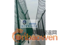 生产机场围栏、刀片刺网、市政隔离栅、钩花护栏网图1