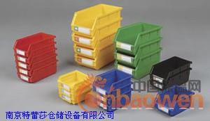 背挂式零件盒找王锡钰15358113996