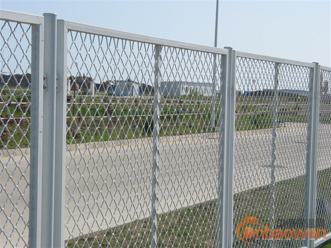 厂家直销,德邦热镀锌栅栏,铁艺护栏,价格优惠！多款供选