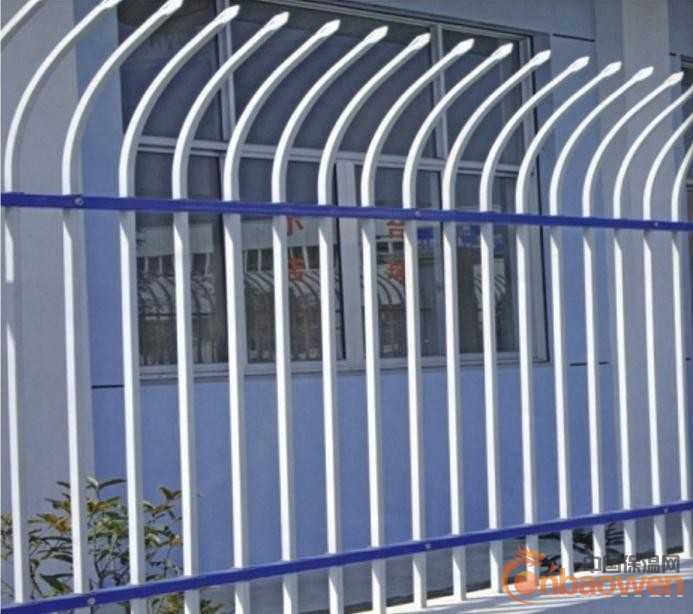 融金护栏网-最给力的公路护栏网!!!