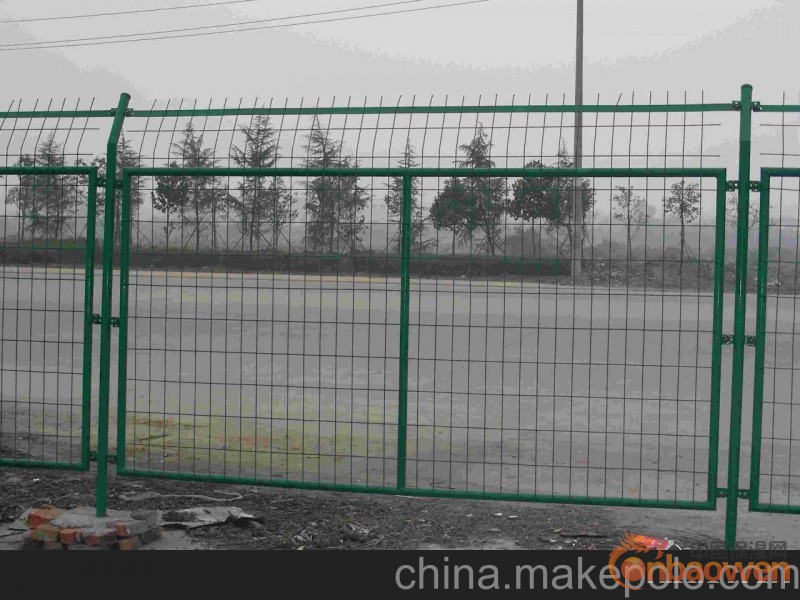 护栏网/高速护栏网,融金护栏网!![点击进入]