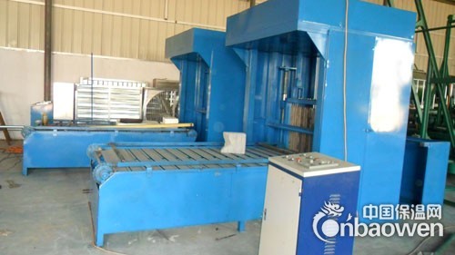 水泥发泡流水线切割锯水泥发泡切割锯