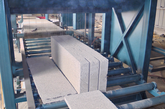 水泥发泡切割机是什么