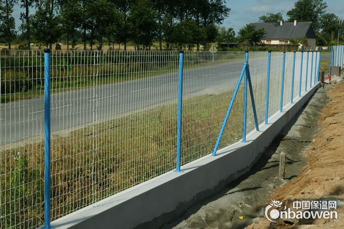 波浪网&荷兰网&池塘边护栏网&市政隔离网 图片|价格