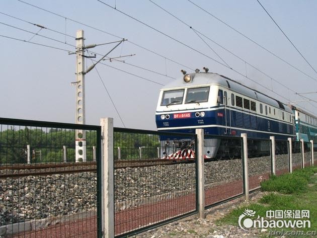 铁路护栏网 欧式栅栏  桥梁护栏网  安全生产