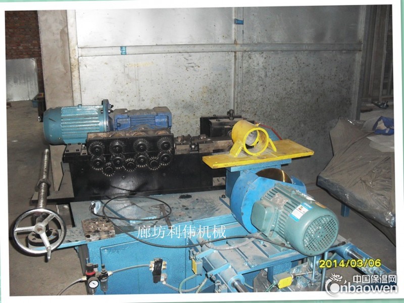 供应滤清器设备  中心骨架