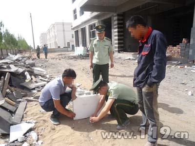 在建工地使用不合格外保溫材料 消防依法查封