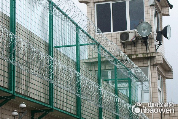 看守所防爬网墙 巡逻道钢网墙