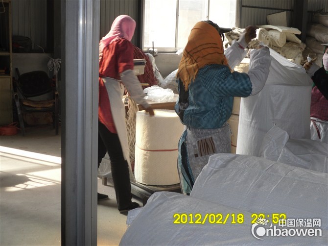 高纯型硅酸铝针刺毯