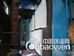 硅酸铝卷毡 硅酸铝针刺毯 硅酸铝保温管壳图3