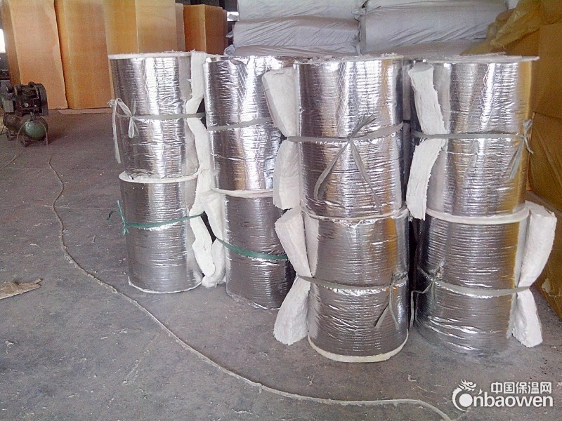 墓陵硅酸铝保温管贴铝箔价格