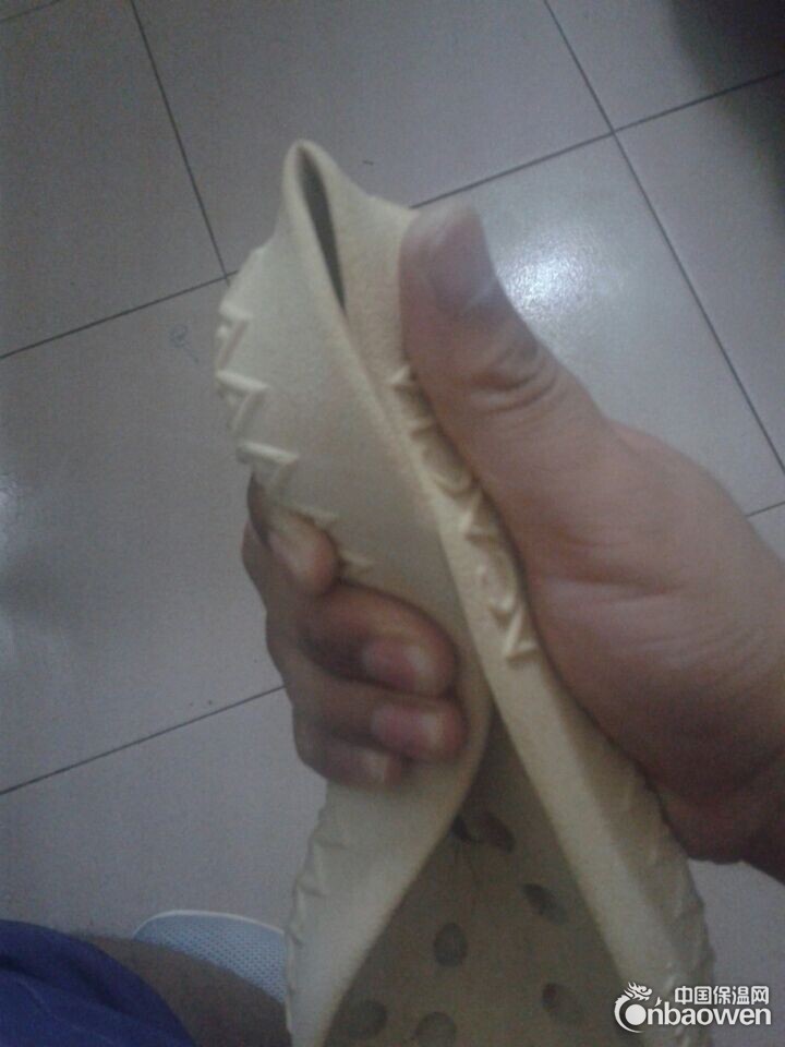 白色橡胶发泡剂/橡胶鞋材发泡剂/环保无味橡胶发泡剂