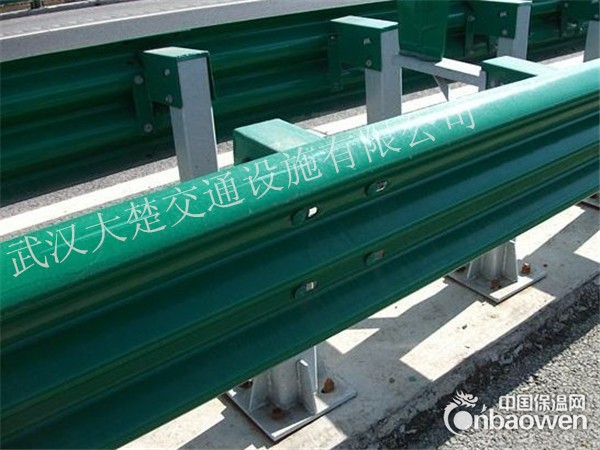 供应交通安全设施波形梁护栏 快来采购吧