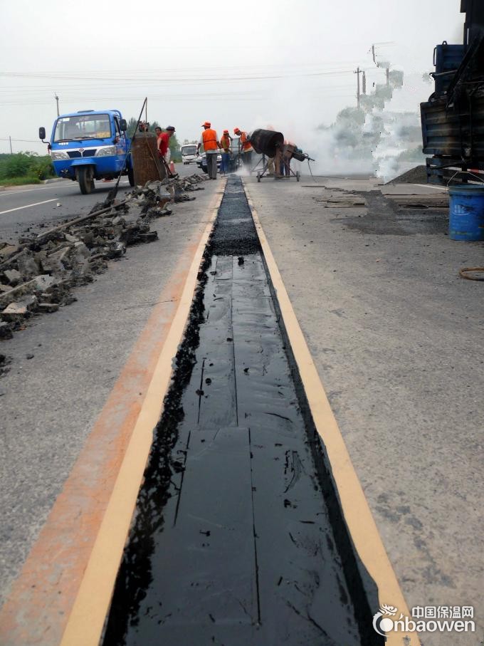 大成橡胶灌入式接连伸缩缝TST弹塑体伸缩缝