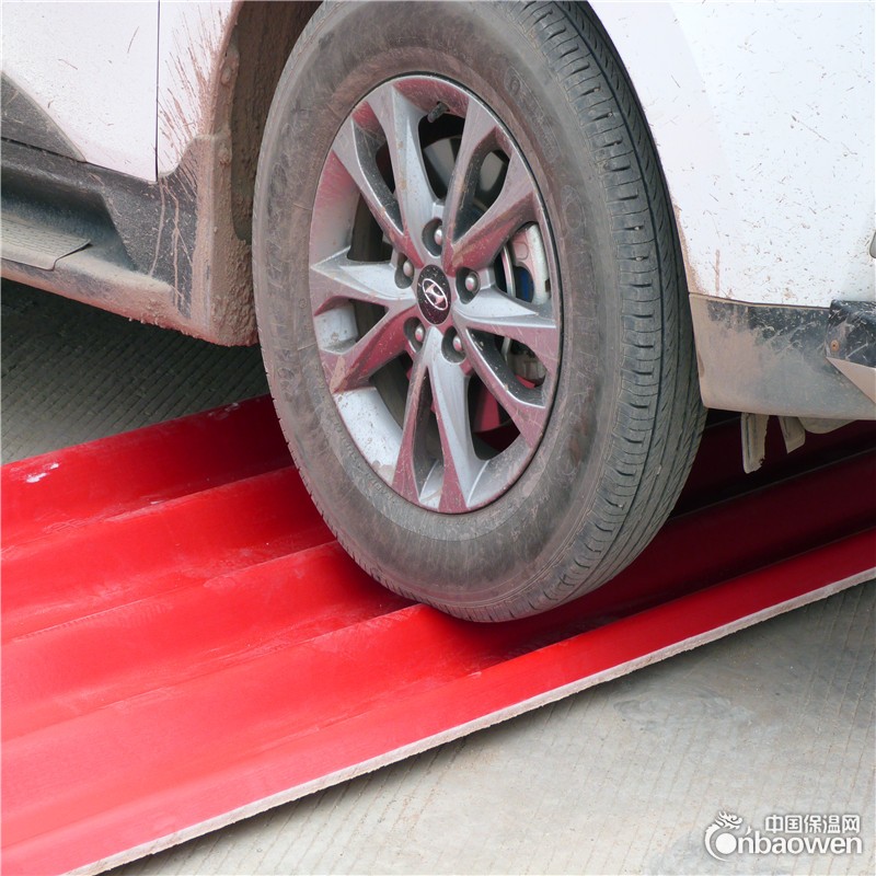 铝箔防腐隔热瓦 彩钢瓦 昊旭建材专业生产