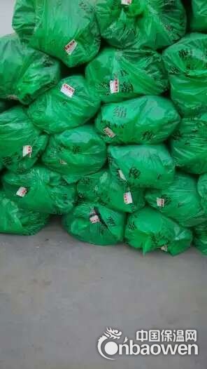 乌鲁木齐暖气管道橡塑海绵保温管套批发厂家