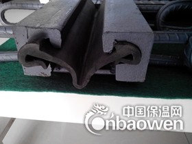 D80型桥梁伸缩缝胶条单价