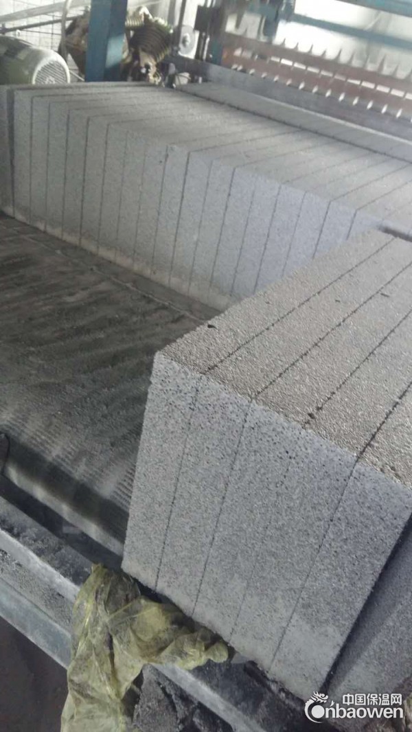 阻燃发泡水泥保温板 黑色水泥发泡保温板 白色发泡水泥保温板