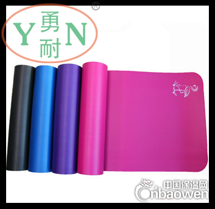 橡塑板冷水管道用橡塑海绵板30厚橡塑板厂家价格绝热橡塑