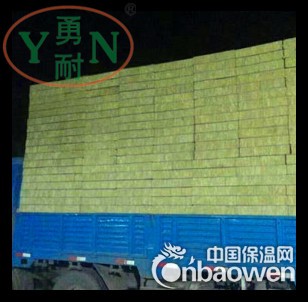 大量供应岩棉复合板 外墙复合岩棉板 竖丝岩棉复合板
