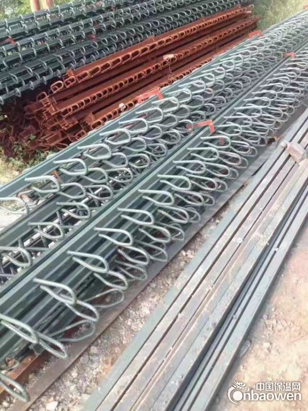 80型桥梁伸缩缝   伸缩缝