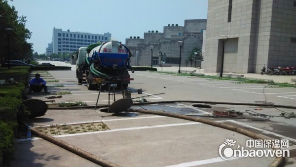 昆山巴城镇清理化粪池—抽粪、抽泥浆清洗污泥池