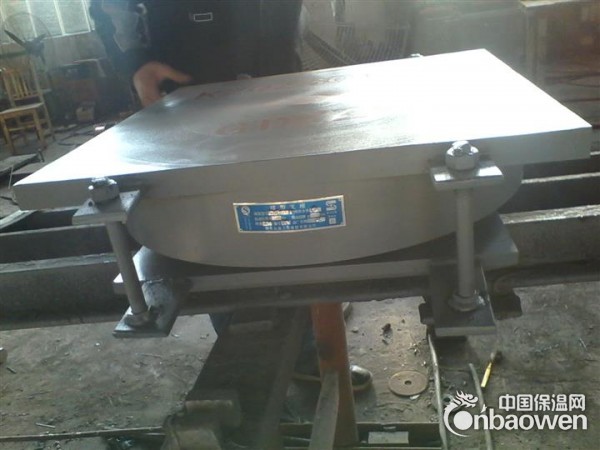 抗震型盆式橡胶支座市场价格