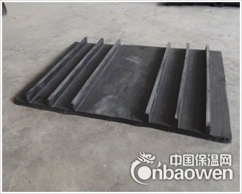 背贴式橡胶止水带320*8价格,大庆