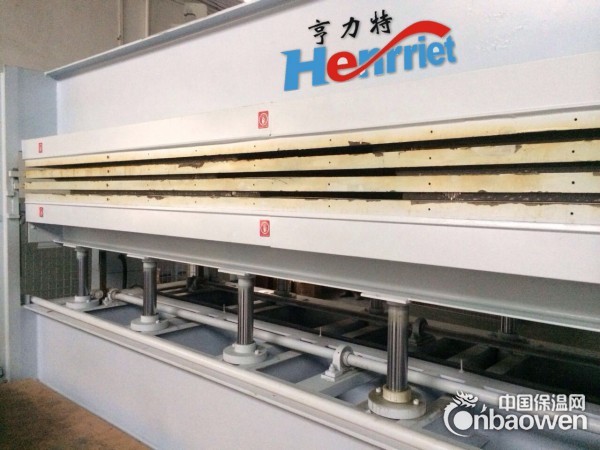 铝蜂窝复合保温隔热板热压机 亨力特多年生产厂家