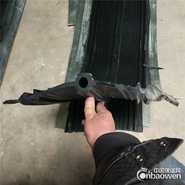 cb型钢边橡胶止水带