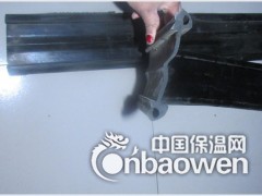 80型桥梁伸缩缝橡胶条接头处理图3