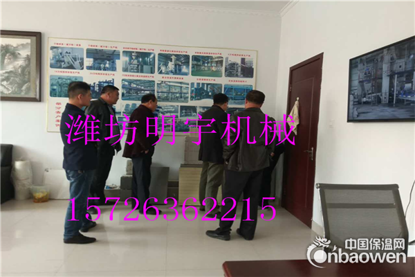 建筑外墙复合保温一体板生产线施工操作要点