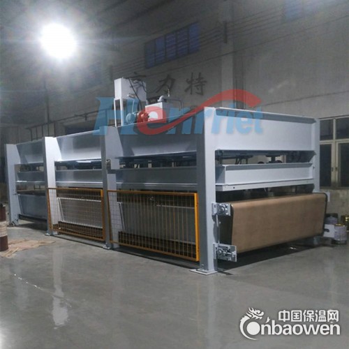 亨力特全自动铝蜂窝复合板热压生产线8米前后输送架线