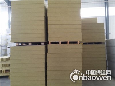 十堰低密度填充用岩棉板5cm/幕墙防火岩棉板/超低价供应