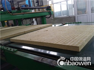 衡阳憎水硬质保温岩棉板直销价格/外墙岩棉板施工标准