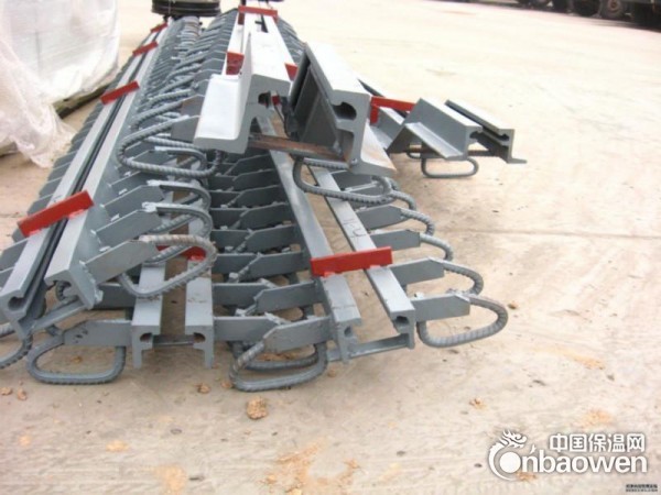 CD-40型桥梁伸缩缝安装