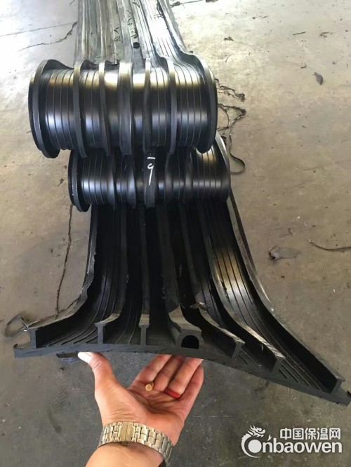 后浇带专用EB型外贴式橡胶止水带