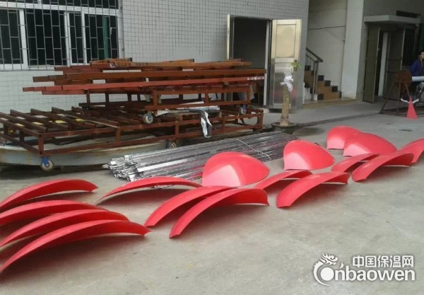双曲铝单板工艺被改进了千百次才实现高效生产